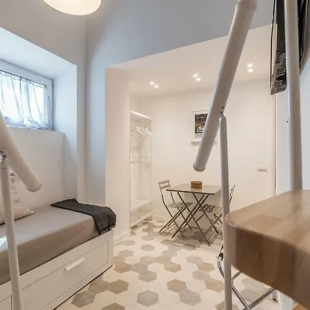 Trastevere Charming Duplex *